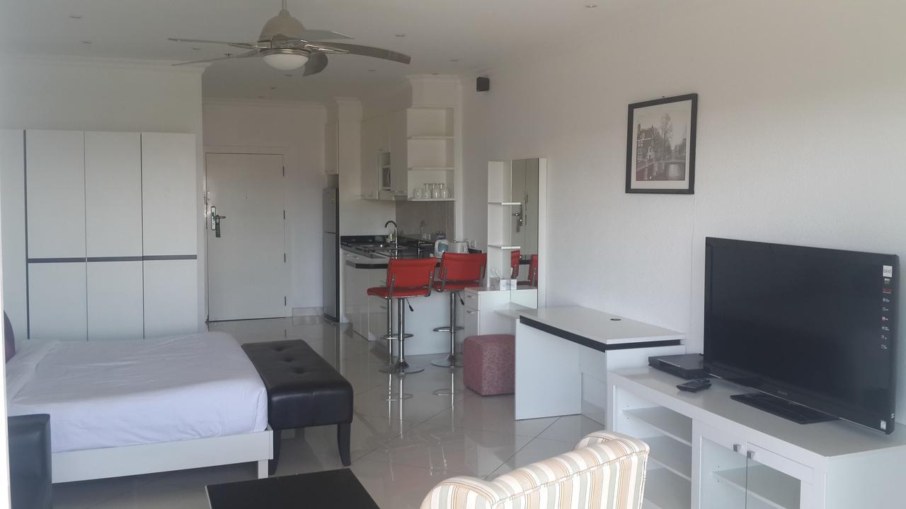 View Talay 6 Pattaya Apartment Exterior photo